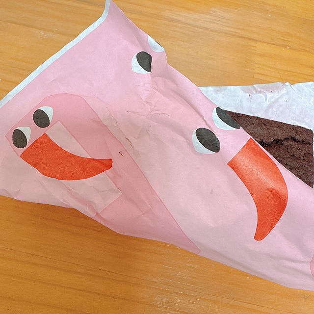 フラミンゴのペーパーもかわいい