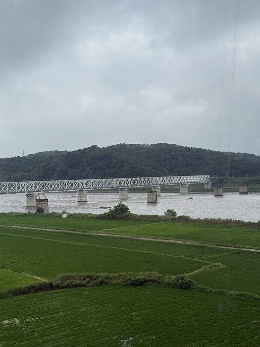 多分、都羅山(トラサン)駅へと繋がる鉄橋