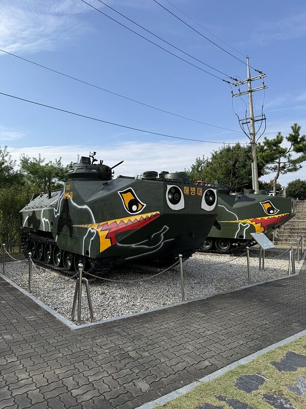 江華平和展望台の戦車