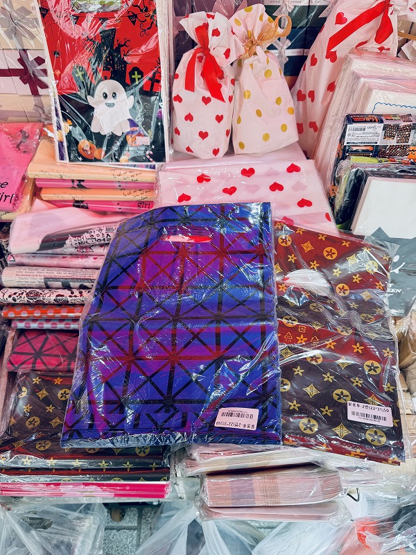 イッセイミヤケ風のにヴィトン風・・・