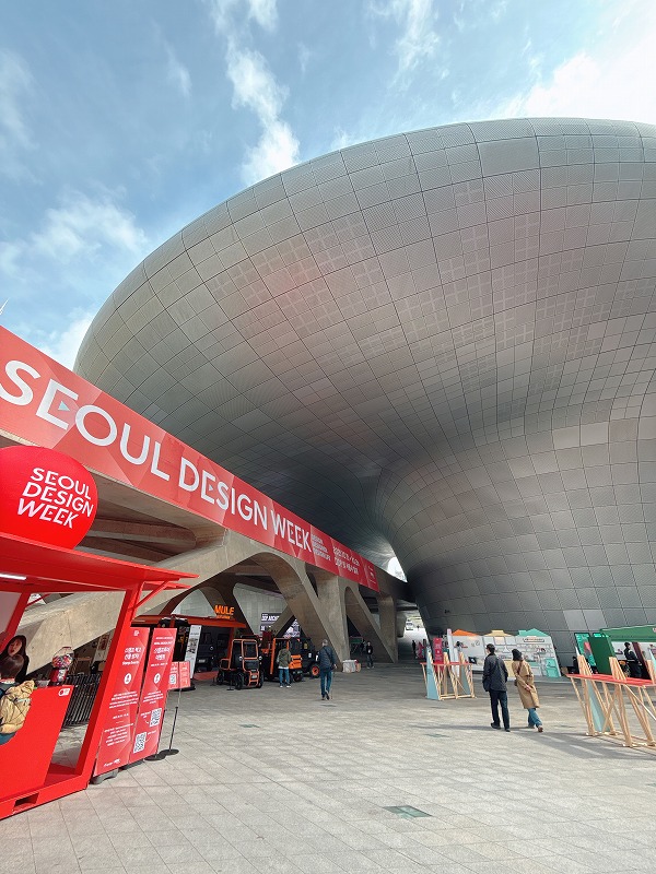 東大門デザインプラザ DDP