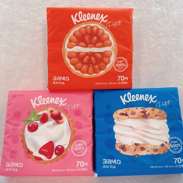 クリネックスの薬菓柄ポケットティッシュなど