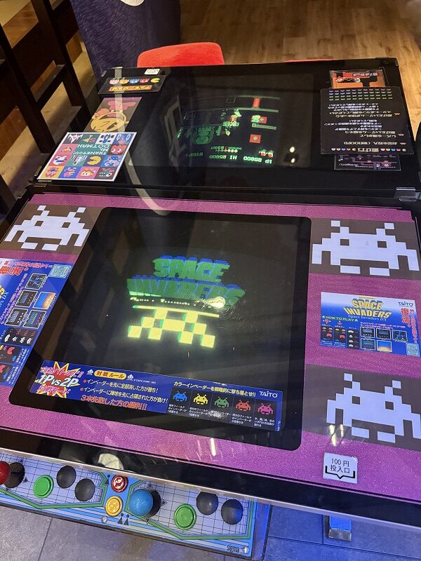 インベーダーゲームもある