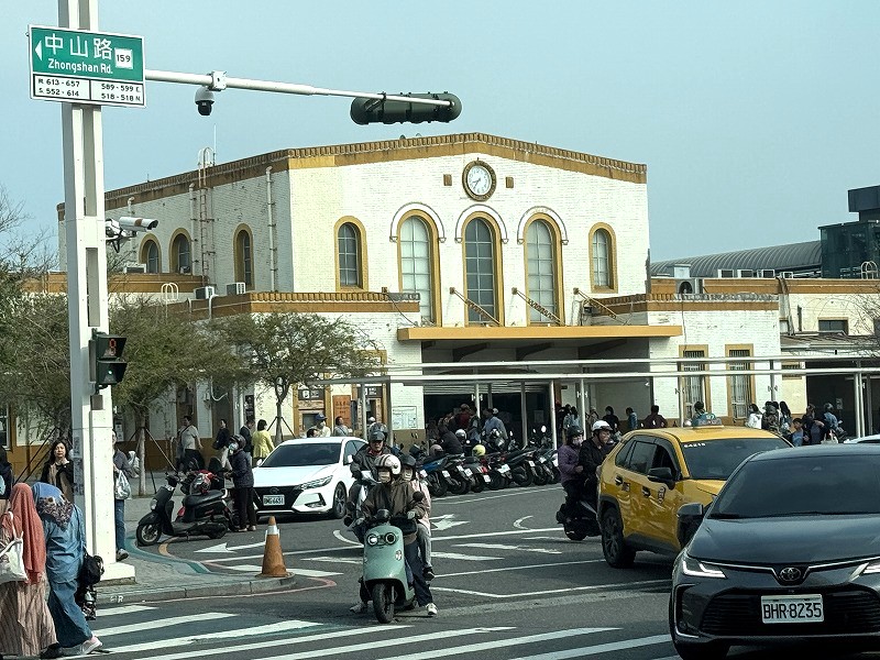 台鉄 嘉義駅