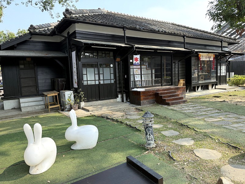 檜意森活村(ひのき村)