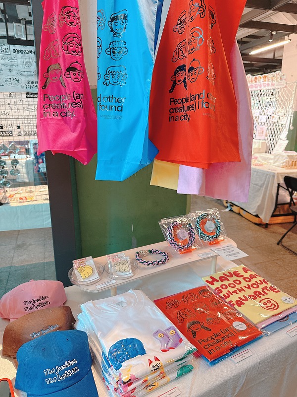 エコバッグやＴシャツもかわいい