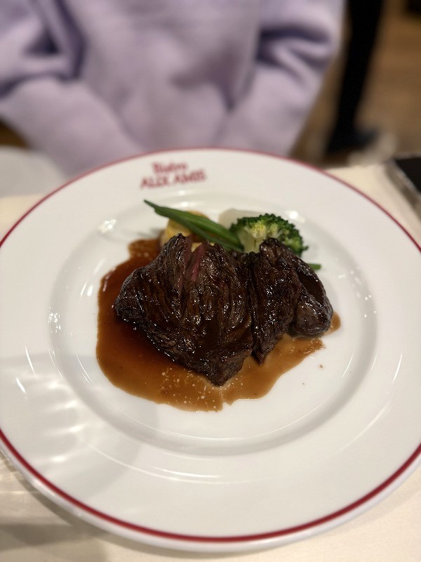 国産牛頬肉の赤ワイン煮