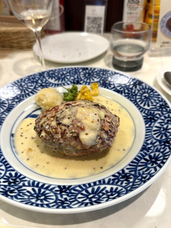 チーズクリームマスタードハンバーグ