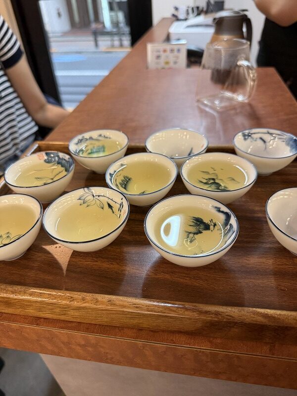 生プーアル茶の試飲