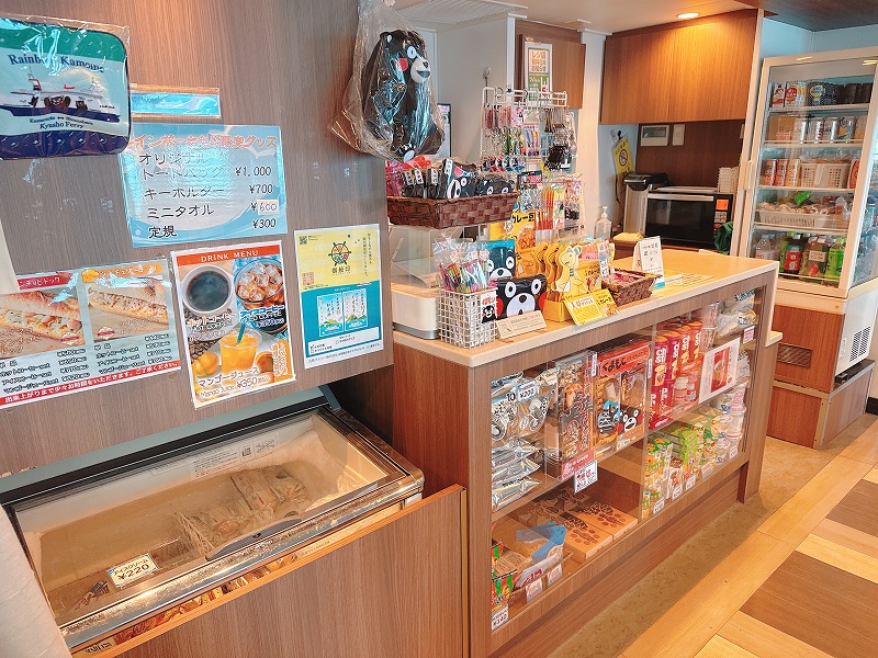 売店もちゃんとある!軽食も。