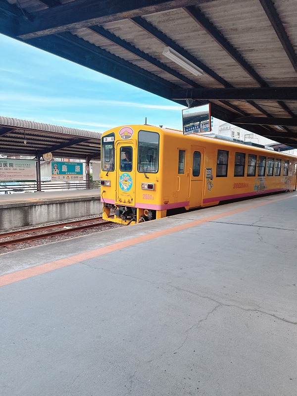黄色い島原鉄道