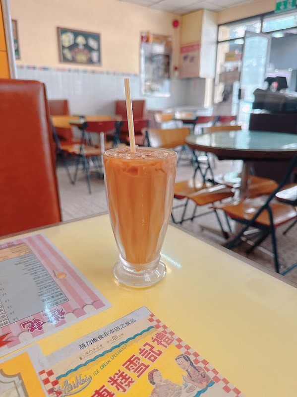 凍奶茶アイスミルクティー 22パタカ